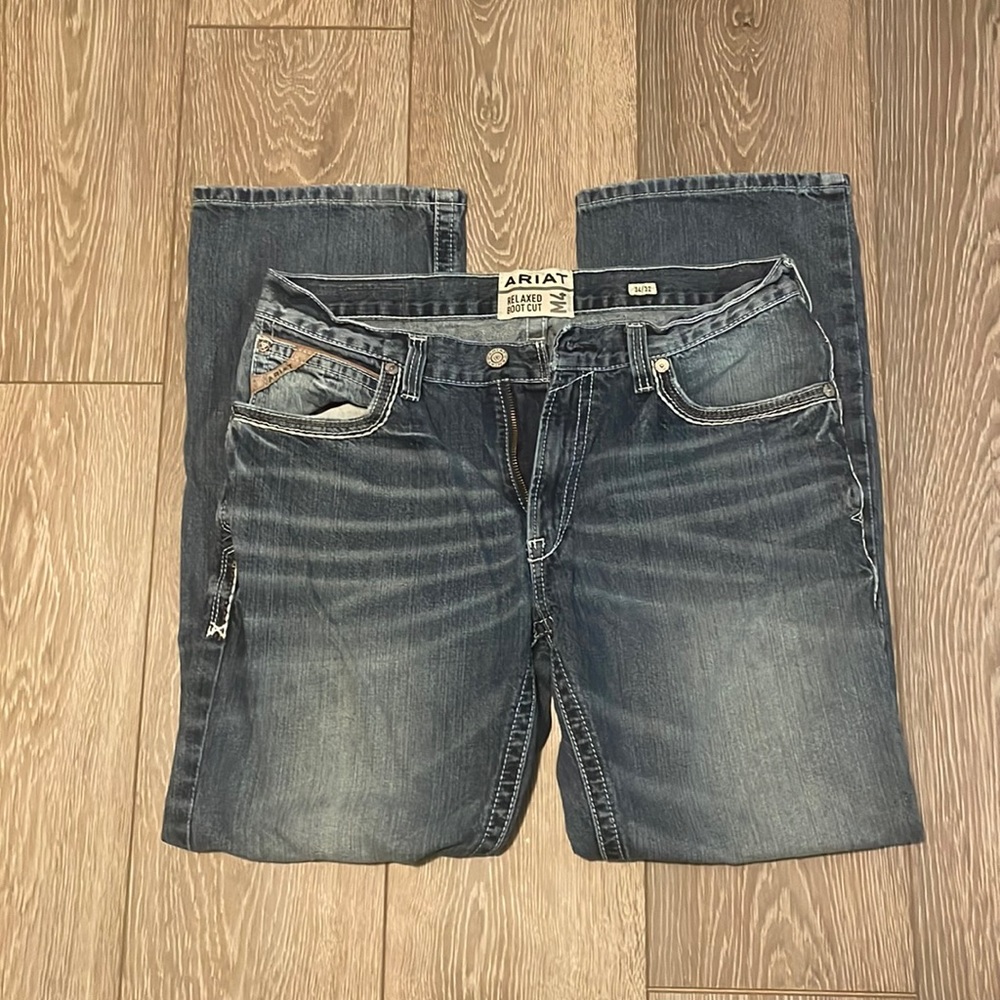 Men’s ariat jeans
